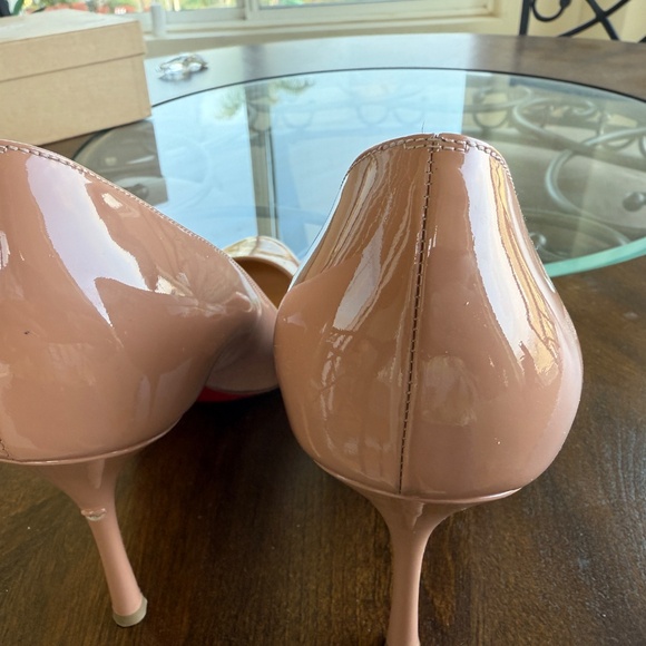 Louboutin nude patent Dolly - Picture 7 of 16